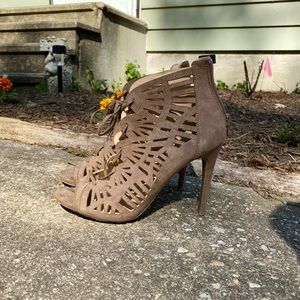 Cute Tan Detailed High Heels